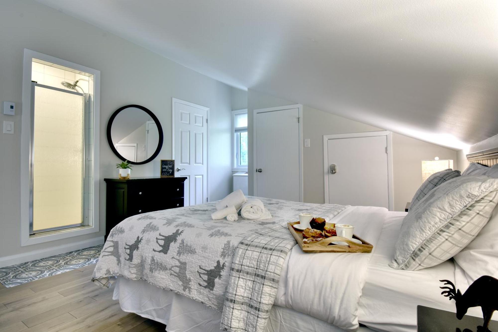 Stunning Condo - View On Lake Tremblant & Mountain Mont-Tremblant Exterior foto